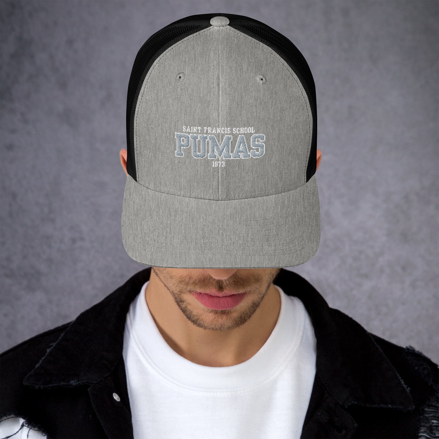 Trucker Cap with Pumas logo