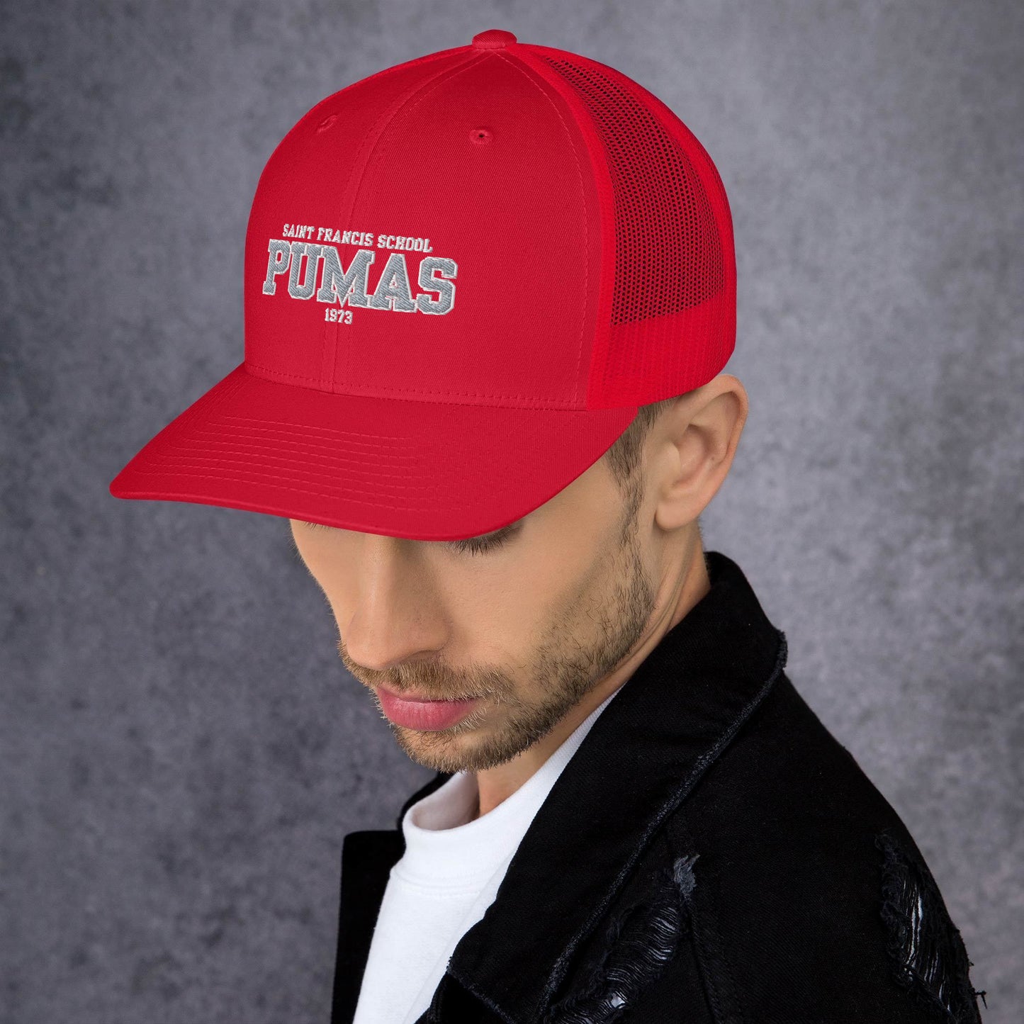 Trucker Cap with Pumas logo