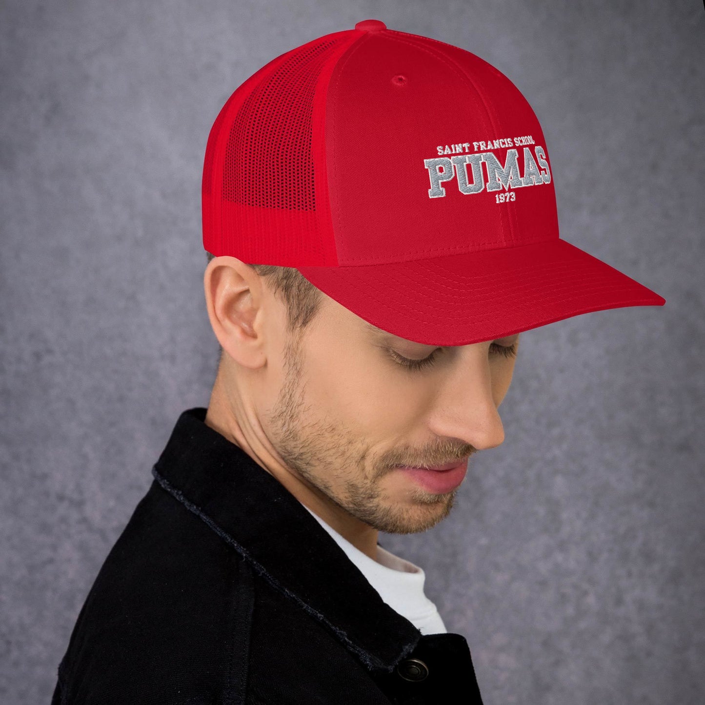 Trucker Cap with Pumas logo