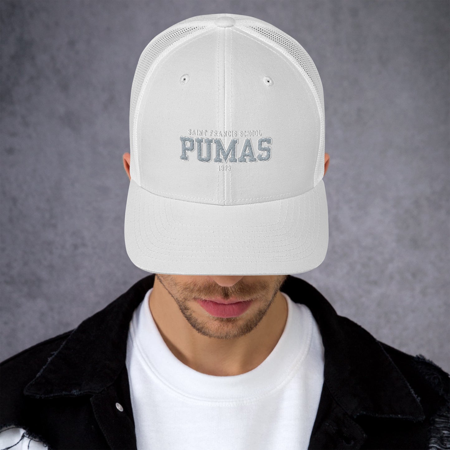 Trucker Cap with Pumas logo