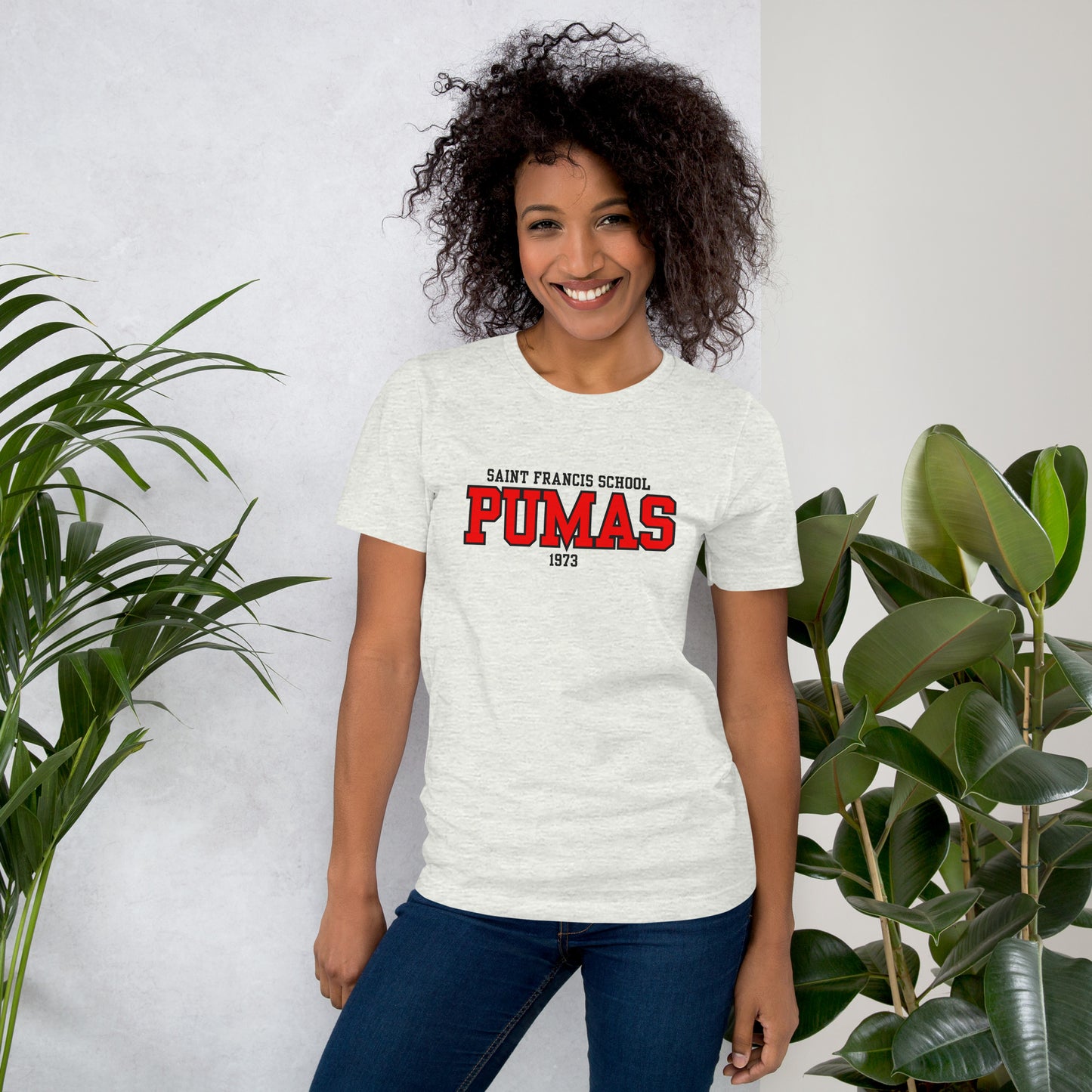 Unisex t-shirt with Pumas Logo