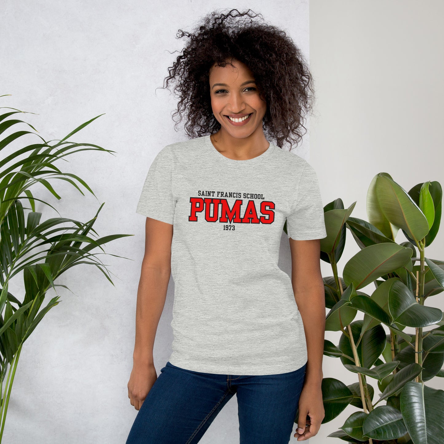 Unisex t-shirt with Pumas Logo